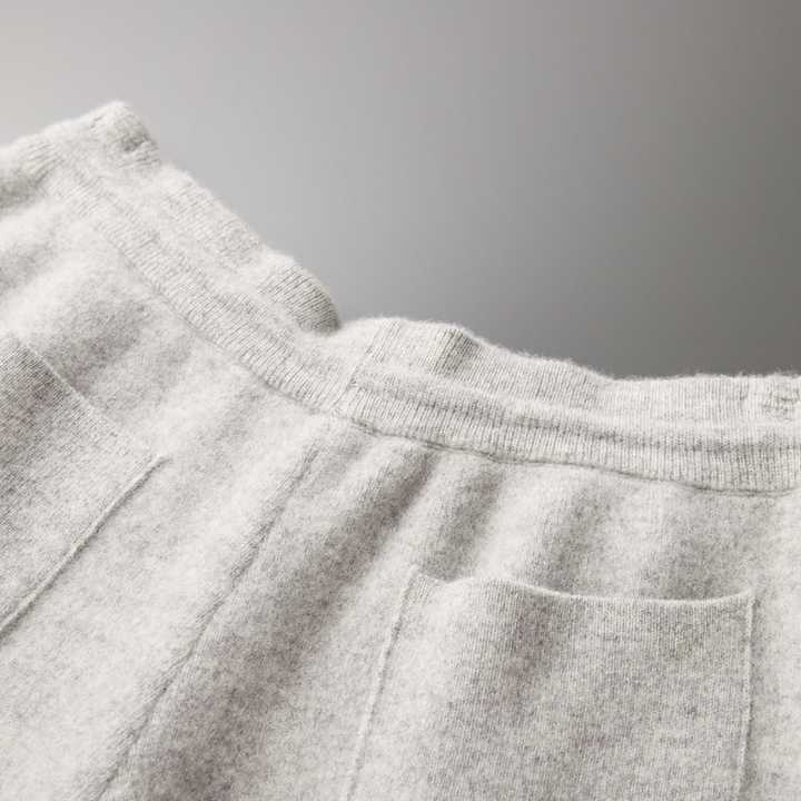 Pantalones Arcturus – Cachemira Pura, Legado de Elegancia