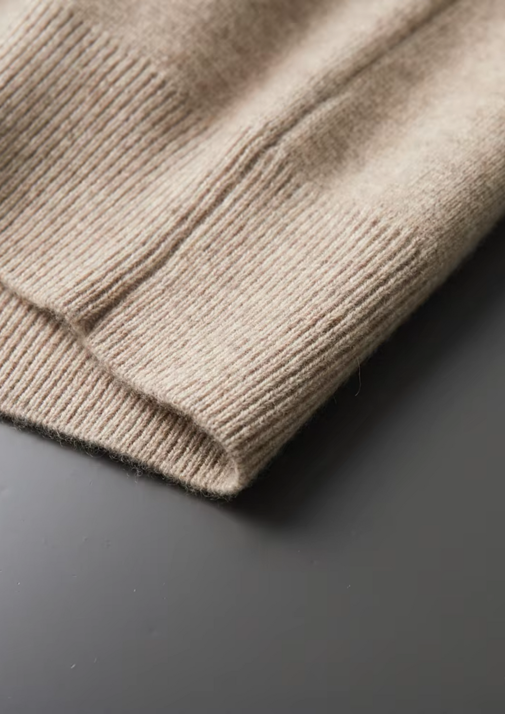 Merino Heritage Cardigan – Elegancia de Lana Pura