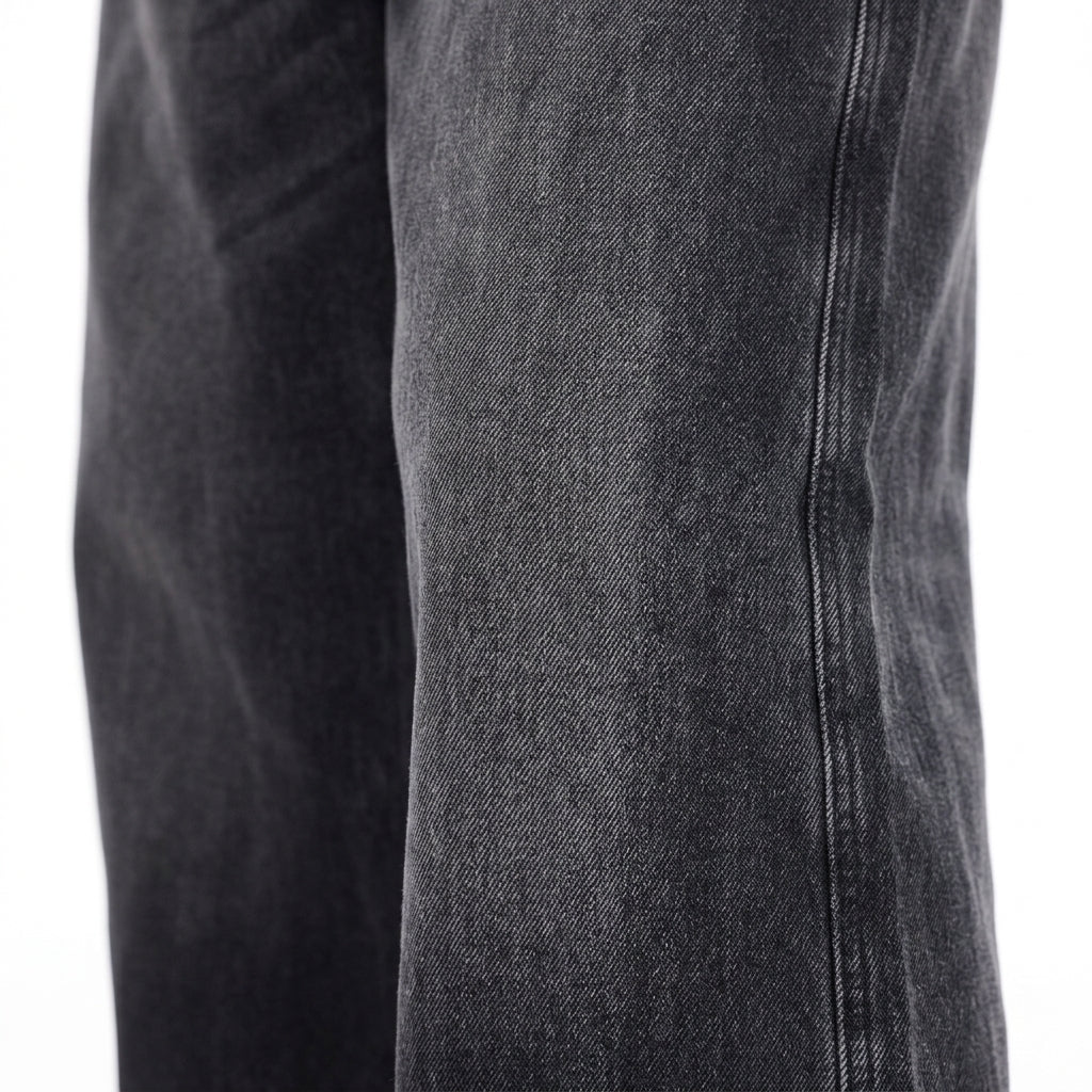 Retro-Style Wide-Leg Jeans