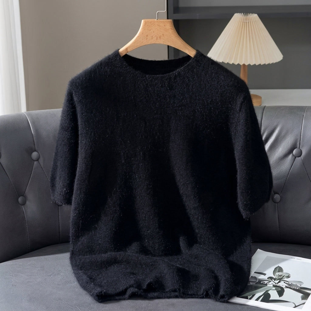 Camiseta "Cashmere Ease" – Manga Corta Holgada, Cuello Redondo