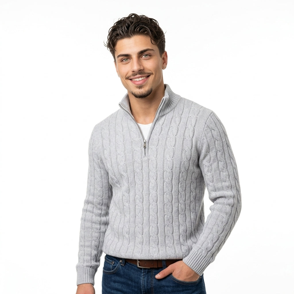 Suéter "Aran" – Punto Trenzado Cuello Alto, Cremallera Media