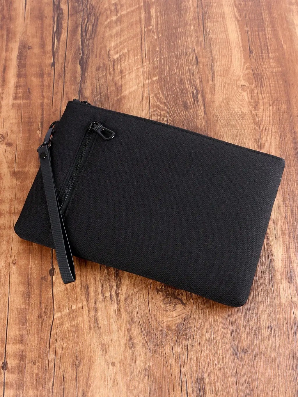 "Slim" – Bolso de Mano Ultrafino Hombre, Cuero Sintético