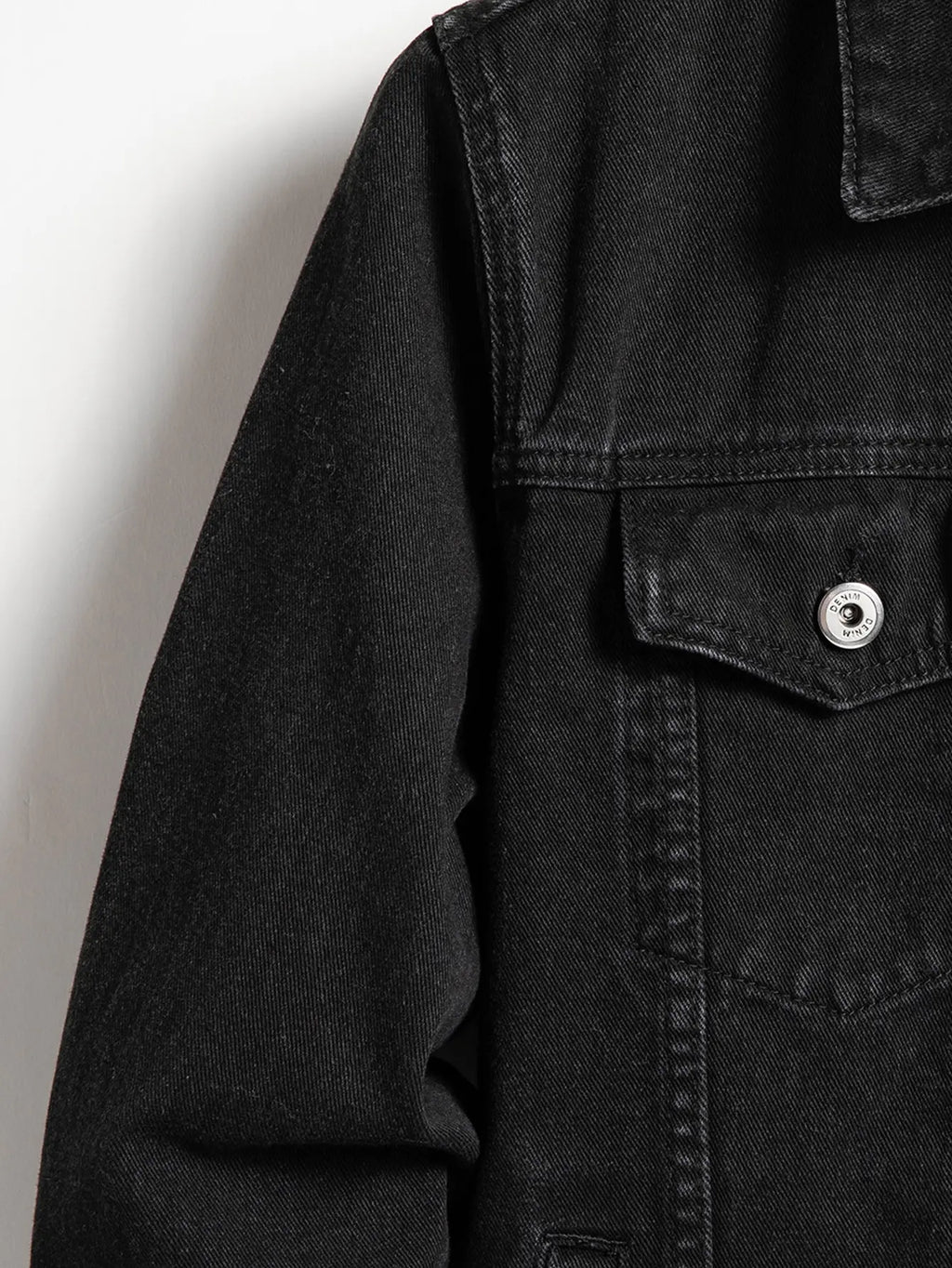 Chaqueta Vaquera "Denim City" – Mezclilla Negra Hombre