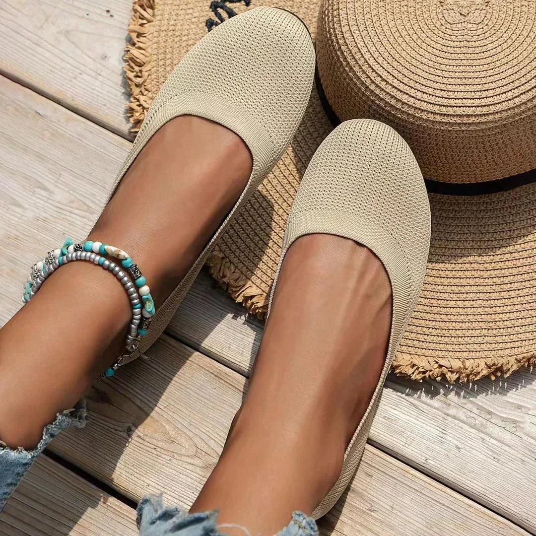 Amélie | Zapatos ortopédicos planos sin cordones con diseño cerrado