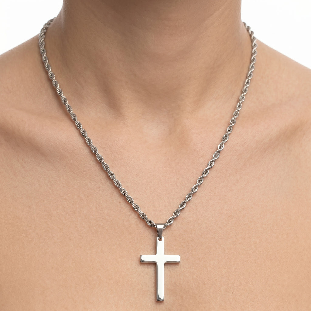 Collar Titanium Cross: Estructura en Acero Premium